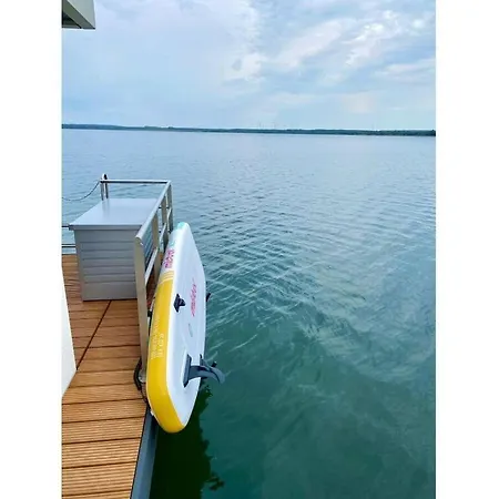Floating House 